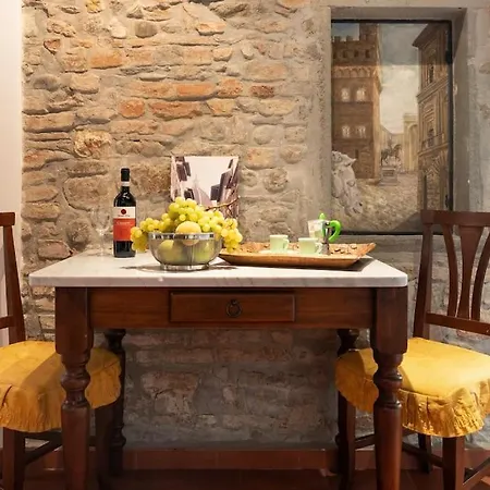 Keys Of Italy - Corsos 9 - Cozy Close To Palazzo Vecchio アパート