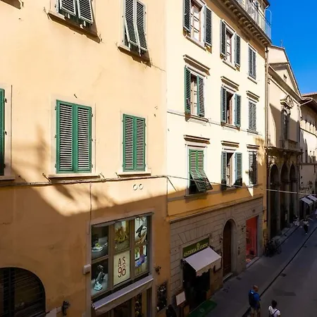 Keys Of Italy - Corsos 9 - Cozy Close To Palazzo Vecchio アパート
